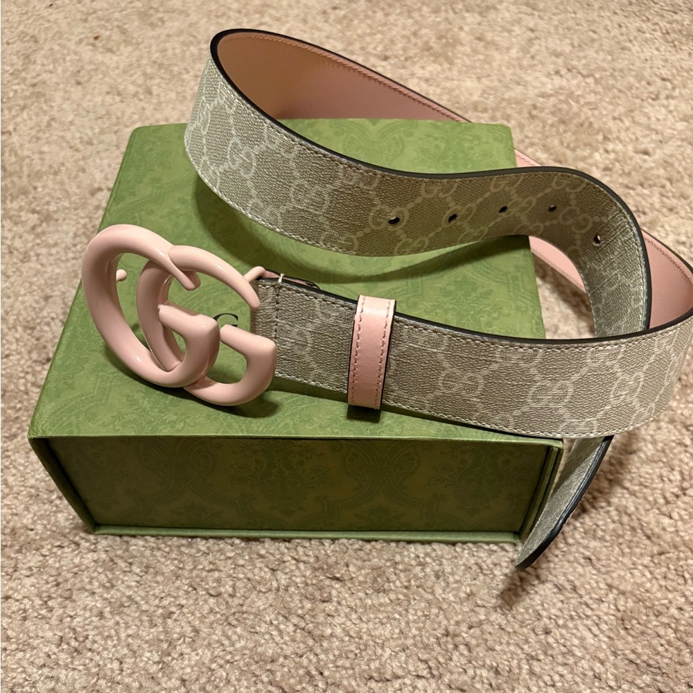Gucci Women's Belt in Pink and Cream